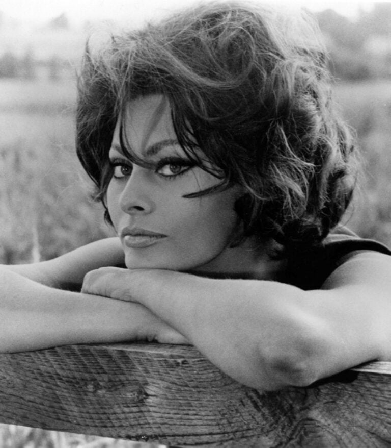 Tanti auguri Sophia per i tuoi 90 Anni!! e Sabato 21 un documentario sulla sua incredibile vita